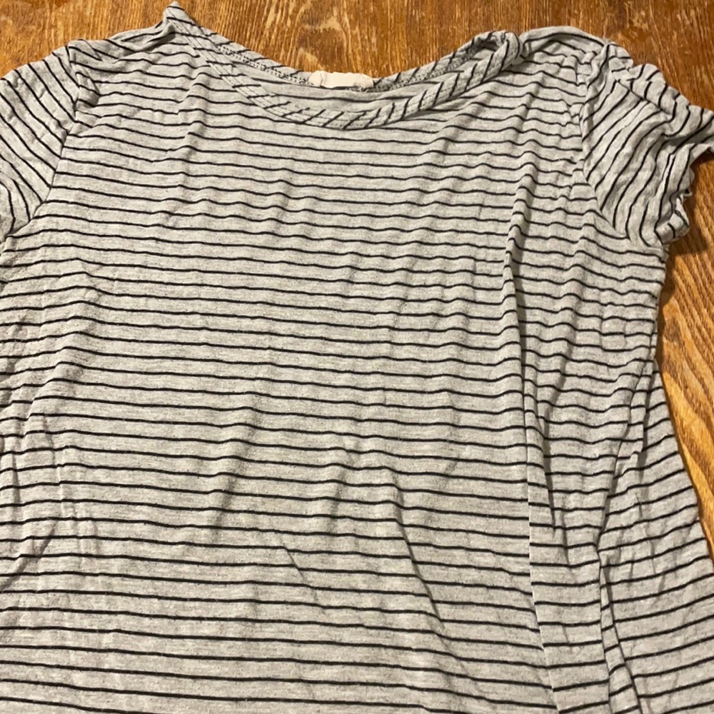 Tshirt. Worn. I'm good condition